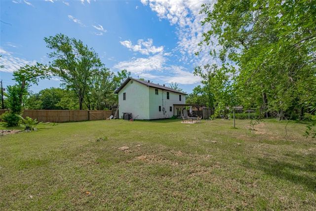 5514 Avenue M, Santa Fe, TX 77510