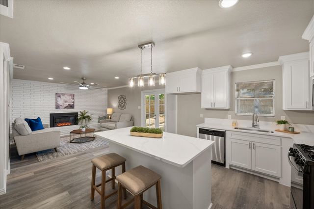 710 Greenland Way, Grand Prairie, TX 75050
