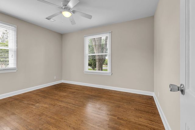 123 White Bridge Pike, Nashville, TN 37209