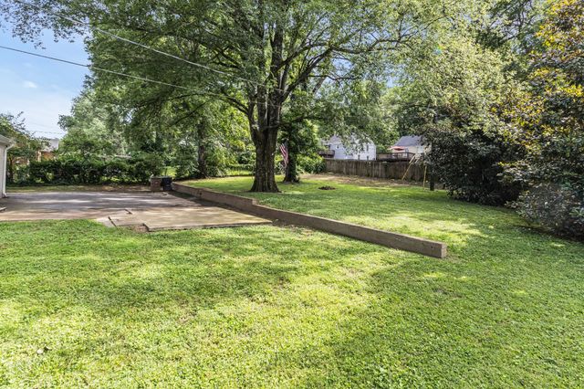 123 White Bridge Pike, Nashville, TN 37209