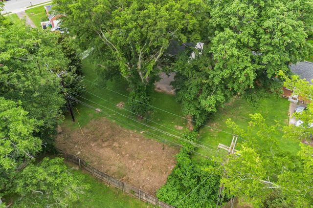 123 White Bridge Pike, Nashville, TN 37209