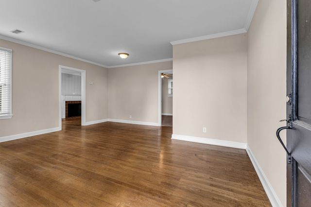 123 White Bridge Pike, Nashville, TN 37209
