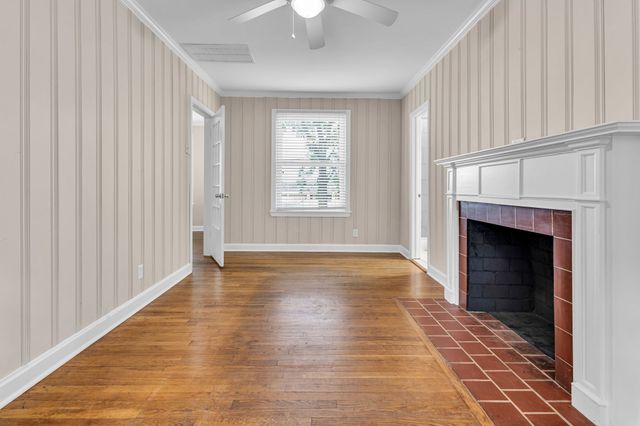 123 White Bridge Pike, Nashville, TN 37209