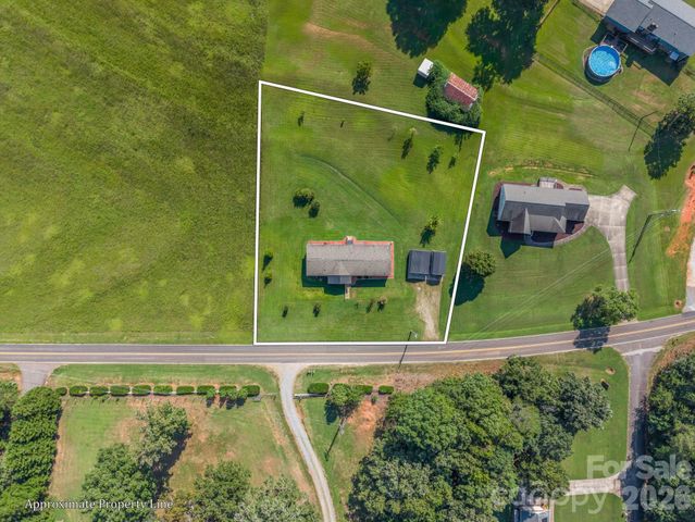 168 Gun Club Road, Bostic, NC 28018