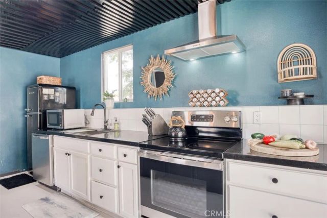 61589 El Reposo, Joshua Tree, CA 92252