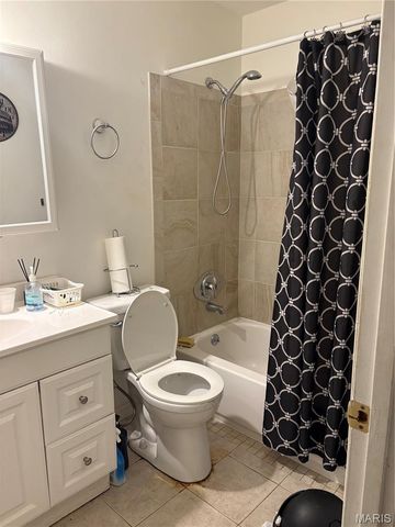 8844 Santa Bella Drive, Hazelwood, MO 63042