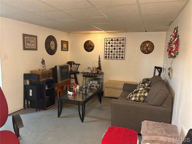 8844 Santa Bella Drive, Hazelwood, MO 63042