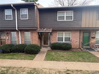 8844 Santa Bella Drive, Hazelwood, MO 63042