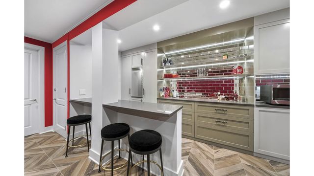 67 E 82ND Street, New York City, NY 10028