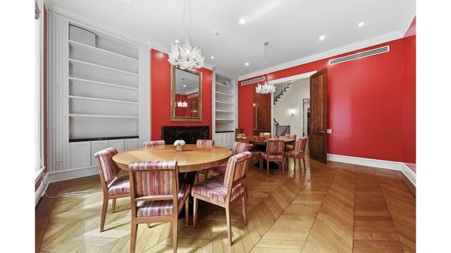 67 E 82ND Street, New York City, NY 10028