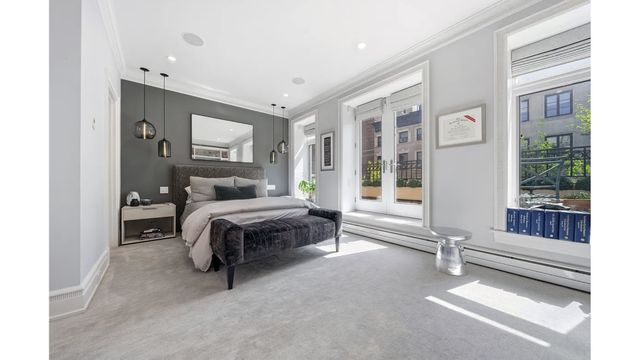 67 E 82ND Street, New York City, NY 10028