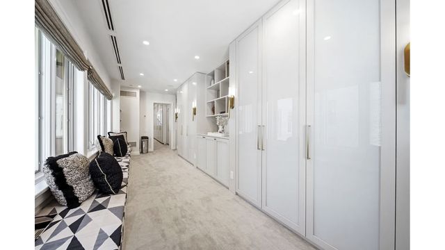 67 E 82ND Street, New York City, NY 10028
