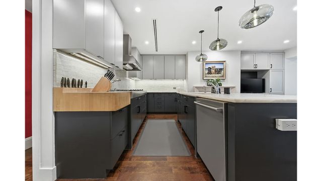67 E 82ND Street, New York City, NY 10028