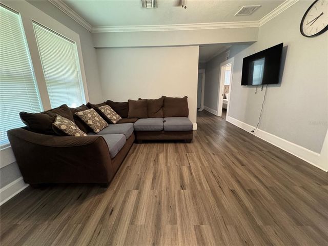 1571 S MYRTLE AVENUE, Clearwater, FL 33756