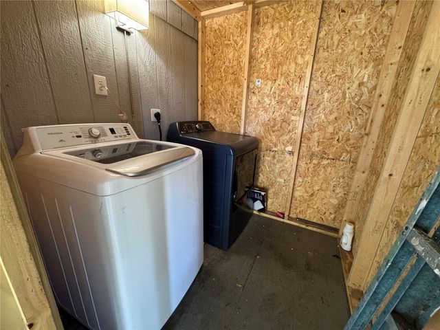 1571 S MYRTLE AVENUE, Clearwater, FL 33756