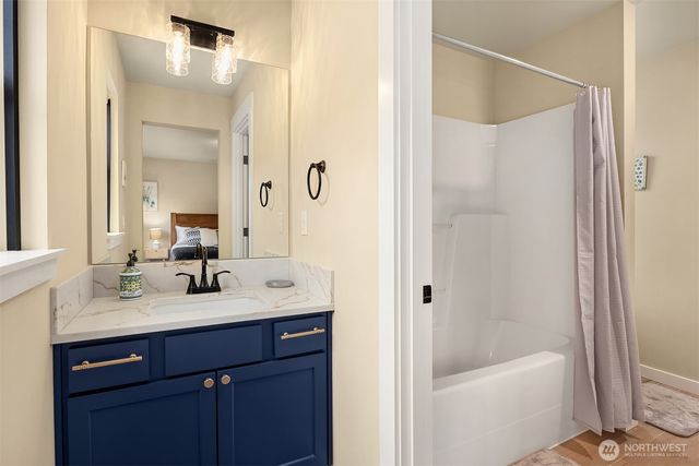 315 4th Avenue S, Kirkland, WA 98033