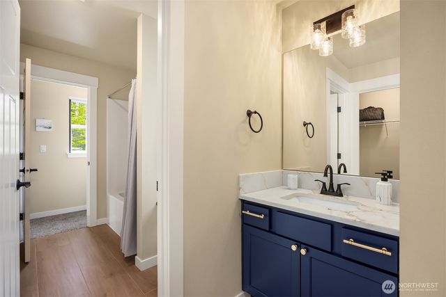 315 4th Avenue S, Kirkland, WA 98033