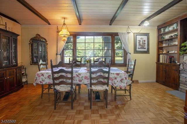 915 Plymouth Lake Dr, Stillwater Twp., NJ 07860