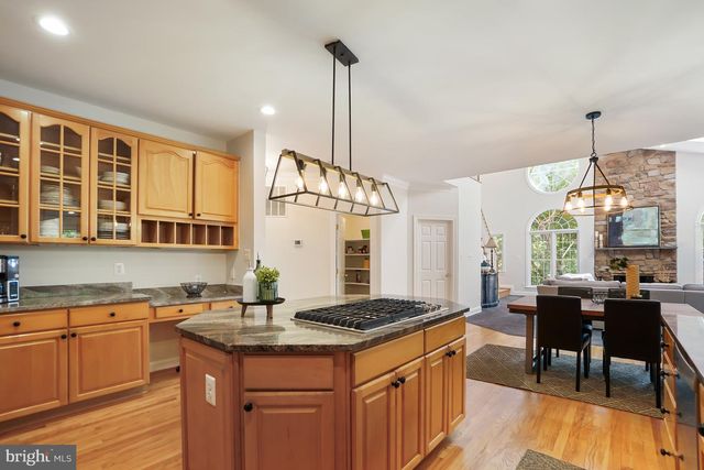 3234 NAVY, Oak Hill, VA 20171