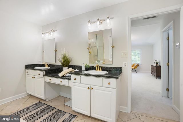 3234 NAVY, Oak Hill, VA 20171