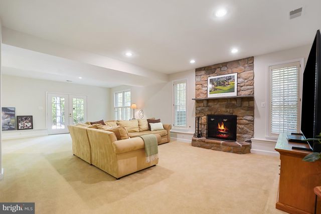 3234 NAVY, Oak Hill, VA 20171