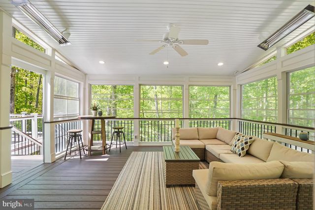 3234 NAVY, Oak Hill, VA 20171