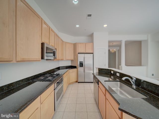 716 RIDGEMONT AVE, Rockville, MD 20850