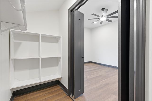 1 E 5th Street, Greenville, SC 29611