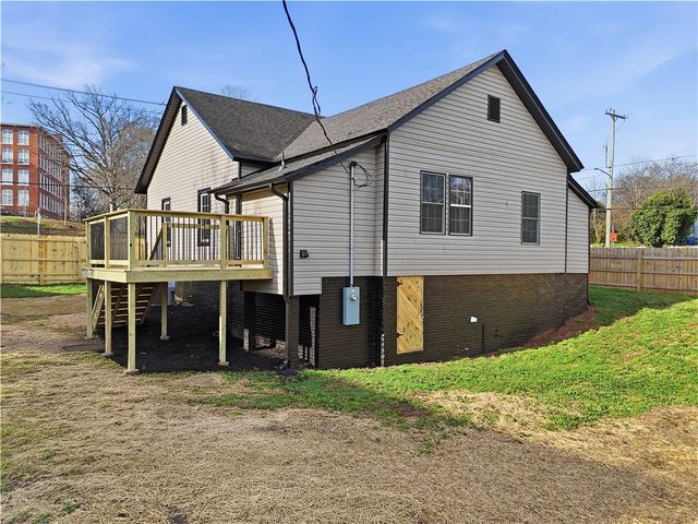 1 E 5th Street, Greenville, SC 29611