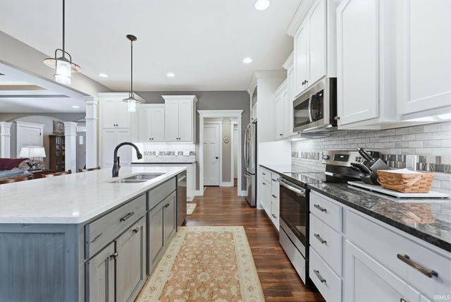 13601 Alicante Way, Fort Wayne, IN 46845