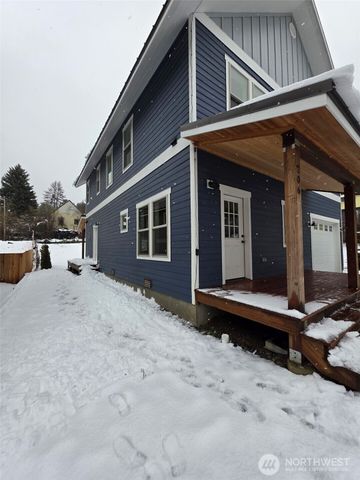 206 W Montana Avenue, Roslyn, WA 98941