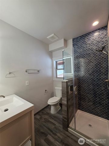 206 W Montana Avenue, Roslyn, WA 98941