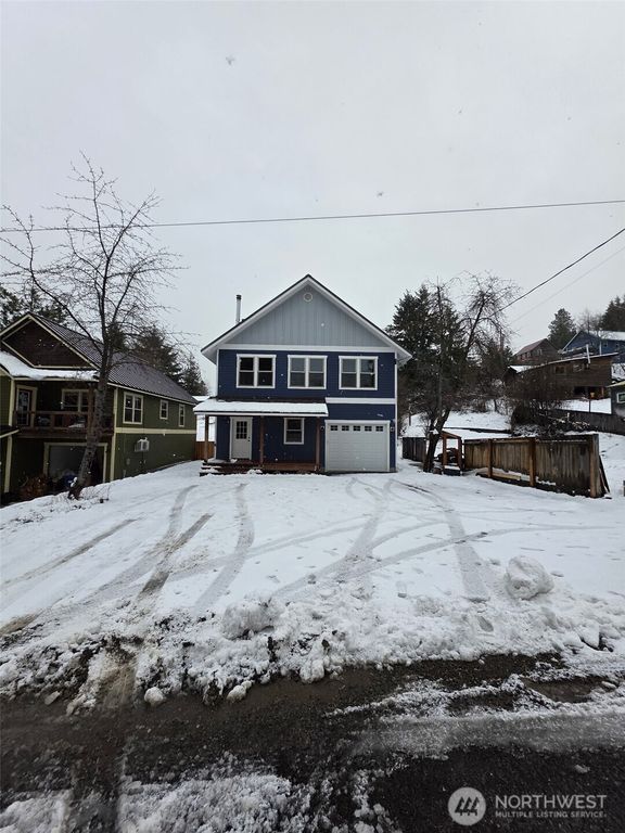 206 W Montana Avenue, Roslyn, WA 98941