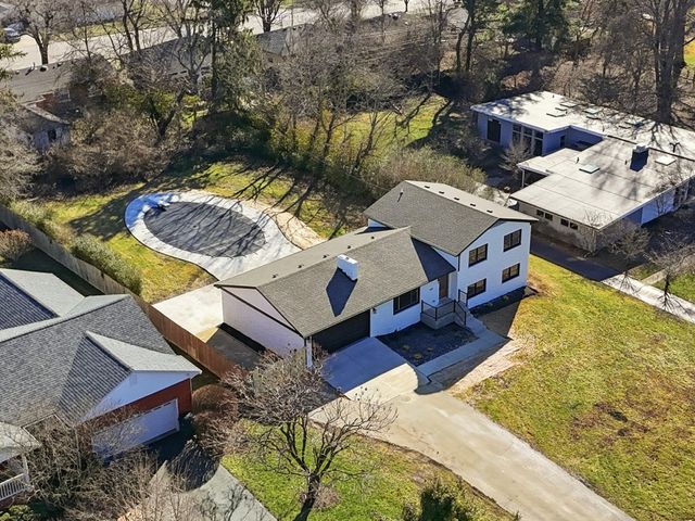 294 Idle Hour Drive, Lexington, KY 40502