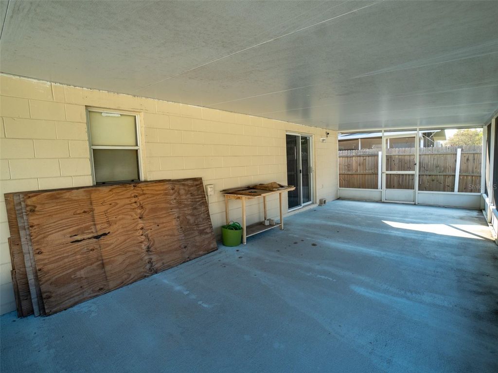 Image 11 of property listing at 9502 LUPINE AVENUE, Orlando, FL 32824