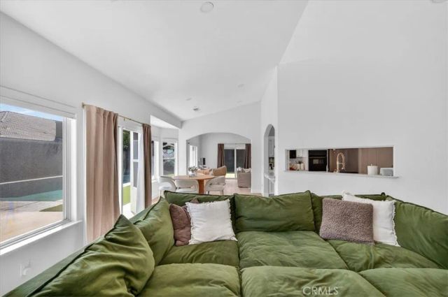 1555 Taylor, Madera, CA 93637
