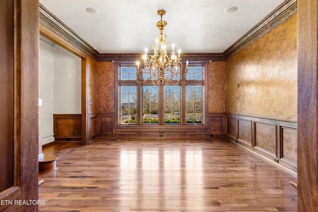 9340 Linksvue Drive, Knoxville, TN 37922