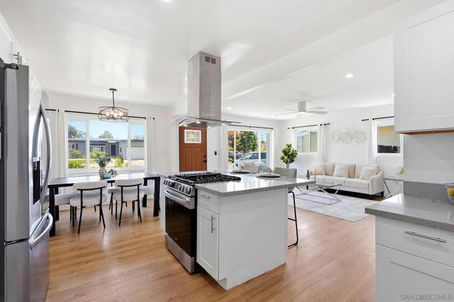 856 Elm Ave, Chula Vista, CA 91911