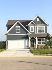 585 Lyness Dr, Smyrna, TN 37167