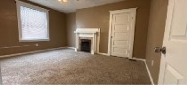 120 Ruth St, Mt Washington, PA 15211