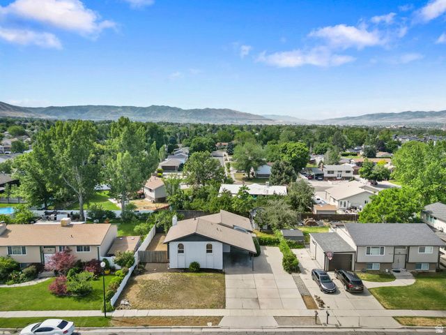 432 E CALNETTE DR, Sandy, UT 84070