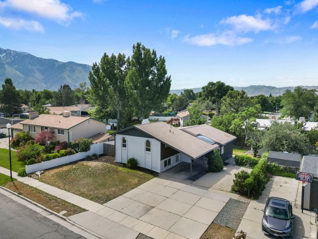 432 E CALNETTE DR, Sandy, UT 84070