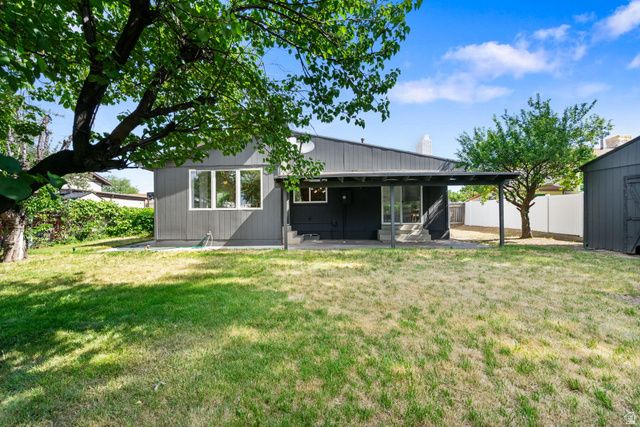 432 E CALNETTE DR, Sandy, UT 84070