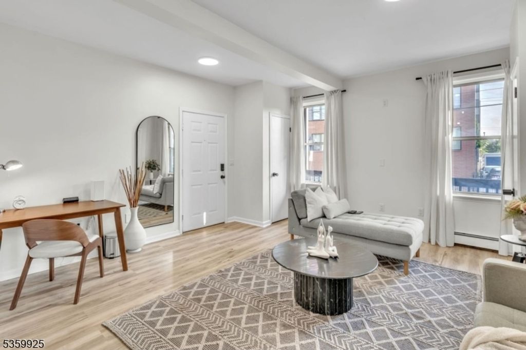 64 Yale Ave, Jersey City, NJ 07304