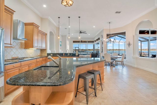 3040 HIGHLANDS BY THE LAKE WAY, Lakeland, FL 33812