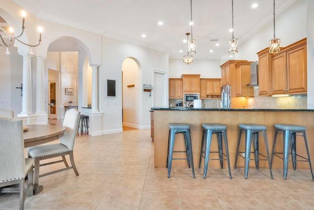 3040 HIGHLANDS BY THE LAKE WAY, Lakeland, FL 33812