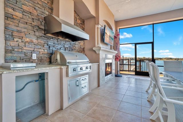 3040 HIGHLANDS BY THE LAKE WAY, Lakeland, FL 33812