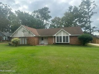 301 Camelia Trail, Brandon, MS 39047