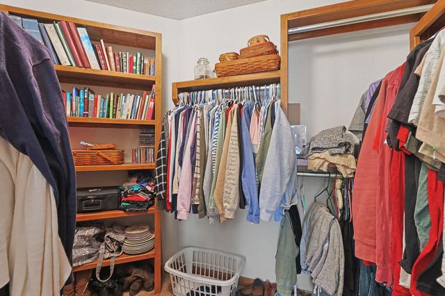 11806 W Dora St, Wichita, KS 67209