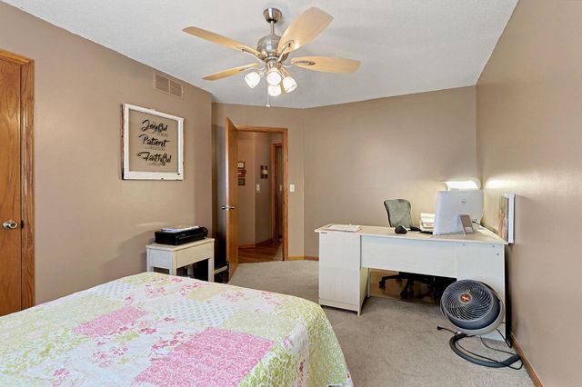 11806 W Dora St, Wichita, KS 67209